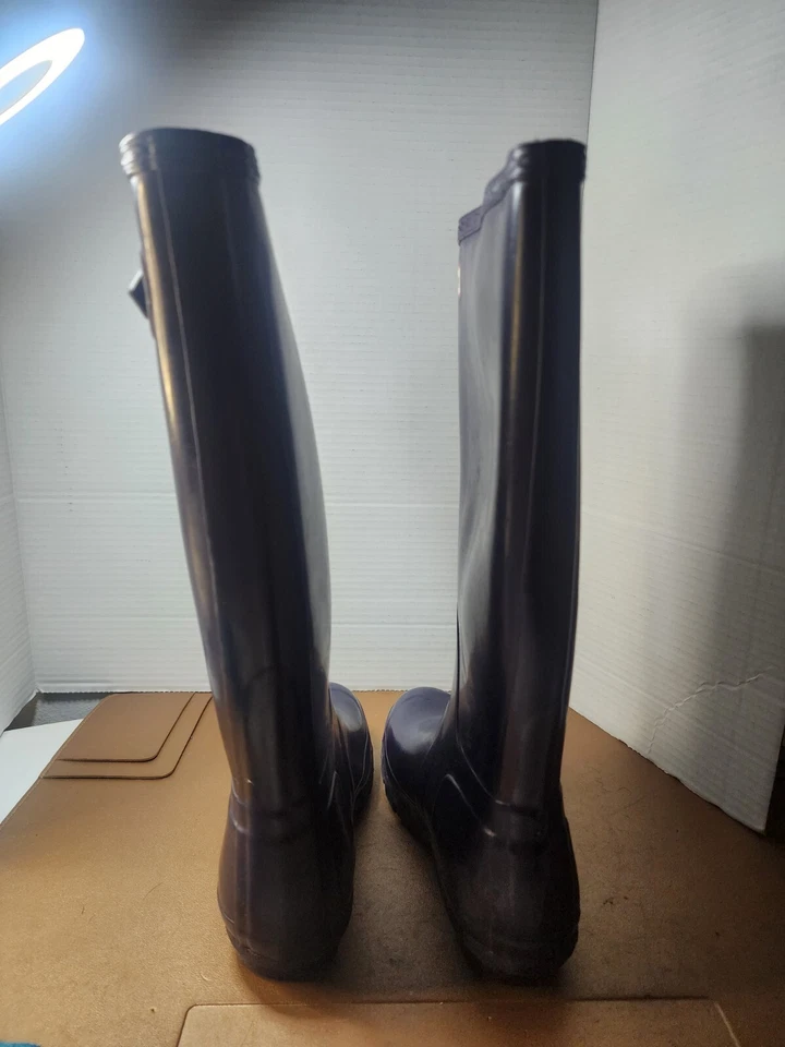 Botas de lluvia Hunter moradas altas para mujer talla 7 Foto 4 de 4