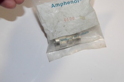 Amphenol 4400 74868-UG-146/U 74868 N Male Adapter NEW