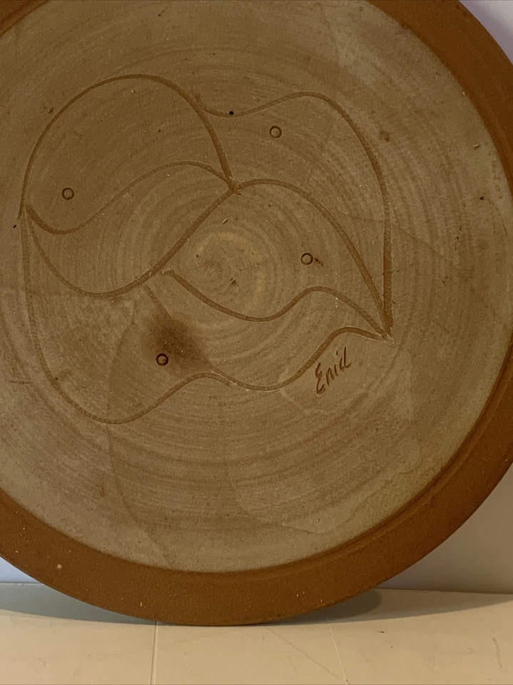 "Arte de pared de terracota firmado 9,5"" de diámetro"  Foto 2 de 4