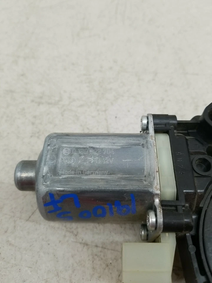 Audi A4 2017-2019 ventana lateral del pasajero delantero derecho motor eléctrico OEM 8W0959802 Foto 4 de 4