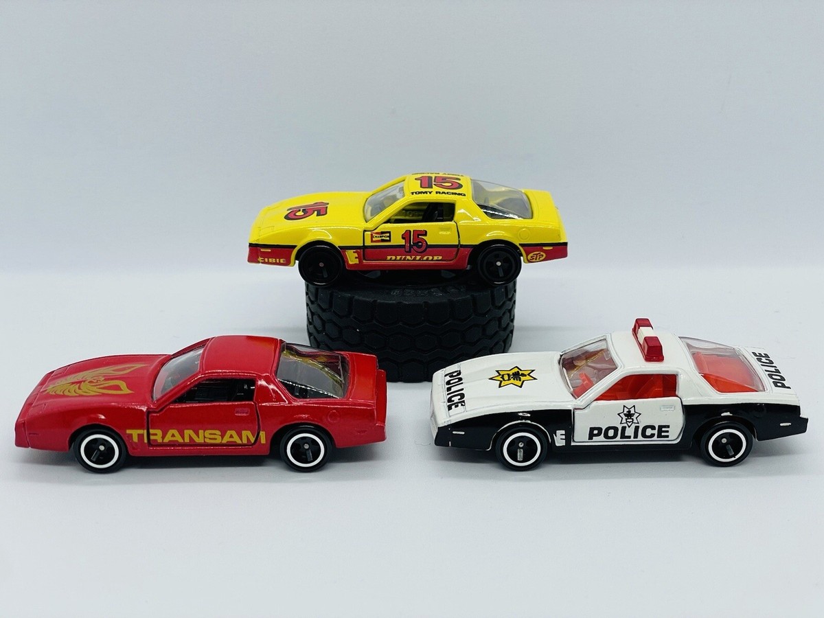 トミカ 15周年記念セット ポンティアックファイアバードトランザム