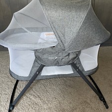 Baby Delight Beside Me Dreamer Bassinet  Bedside Sleeper, Charcoal Tweed