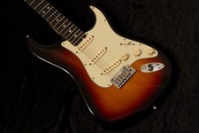 Fender American Elite Stratocaster 2017 3.68kg 840887