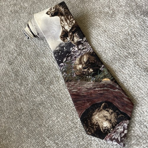 Wembley Endangered Species Wildlife Tie 57" Classic USA 90s Nature Silk Bear