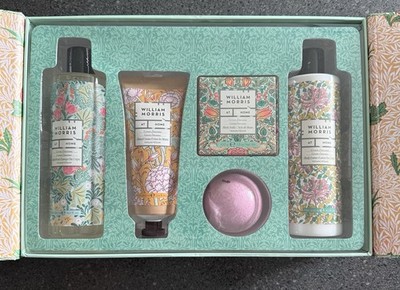 William Morris at Home ROSE BODY CARE SET - Green Davana - NIB