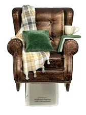 BATH & BODY WORKS COZY READING BROWN CHAIR WALLFLOWERS PLUG IN UNIT HOLDER NEW