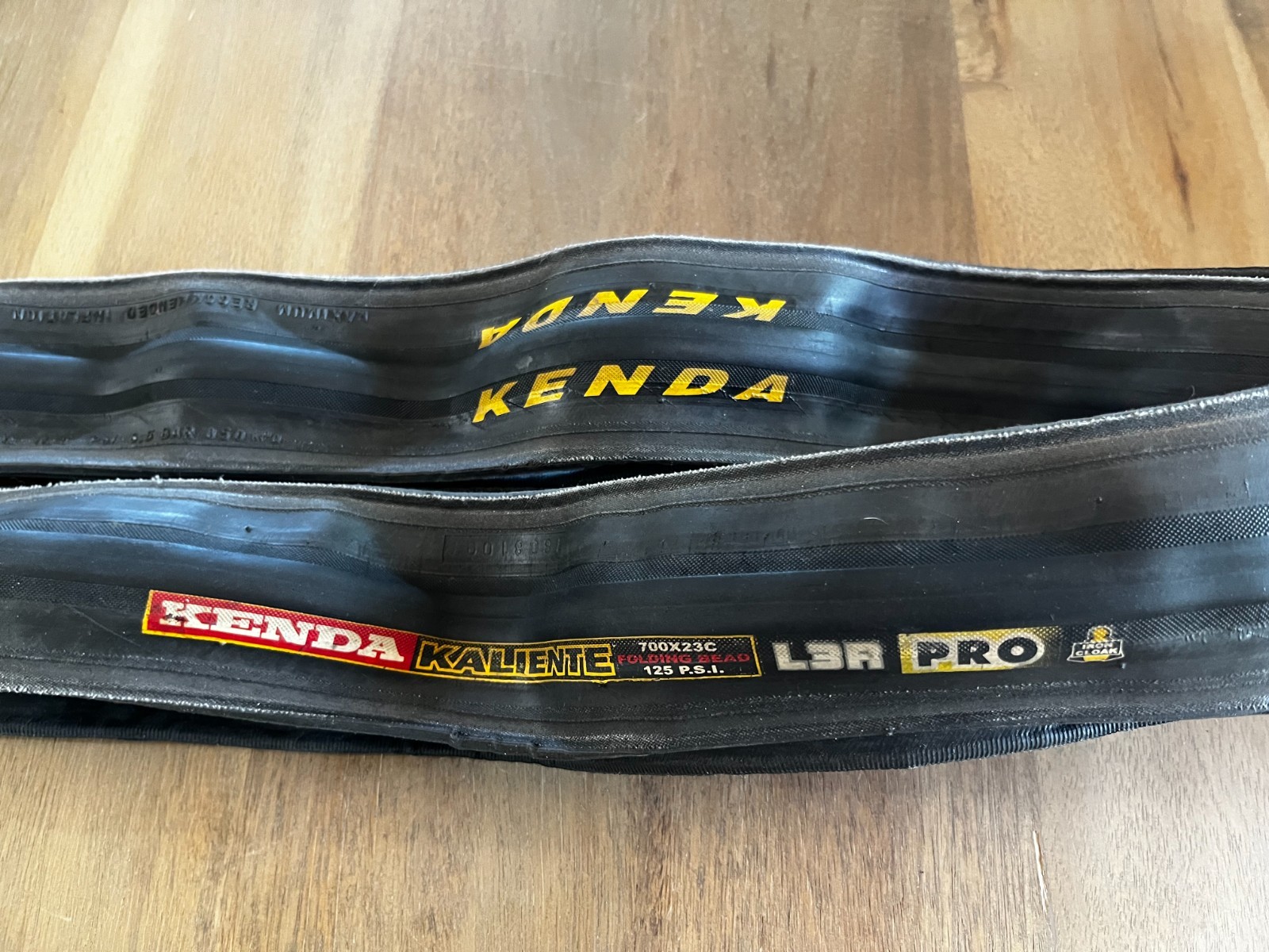 Kenda Kaliente L3R Pro Road Bike Tire - New - Never Used