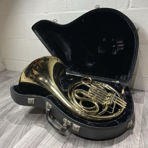 Vintage KING MUSICAL INSTRUMENTS Cleveland Single French Horn Mouthpiece & Case
