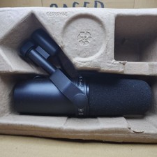 Shure SM7B Cardioid Dynamic Vocal Microphone