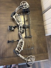 Bear Approach HC Loaded Compound Bow Right Hand 70LB Draw Weight 25.5-30 Inch