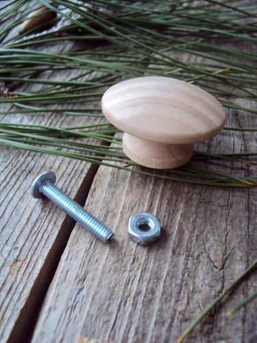 6 ct. Satz 1-3/4" unfertige Holzknöpfe mit Einsatz - Schrauben und Muttern enthalten - Bild 3 von 12