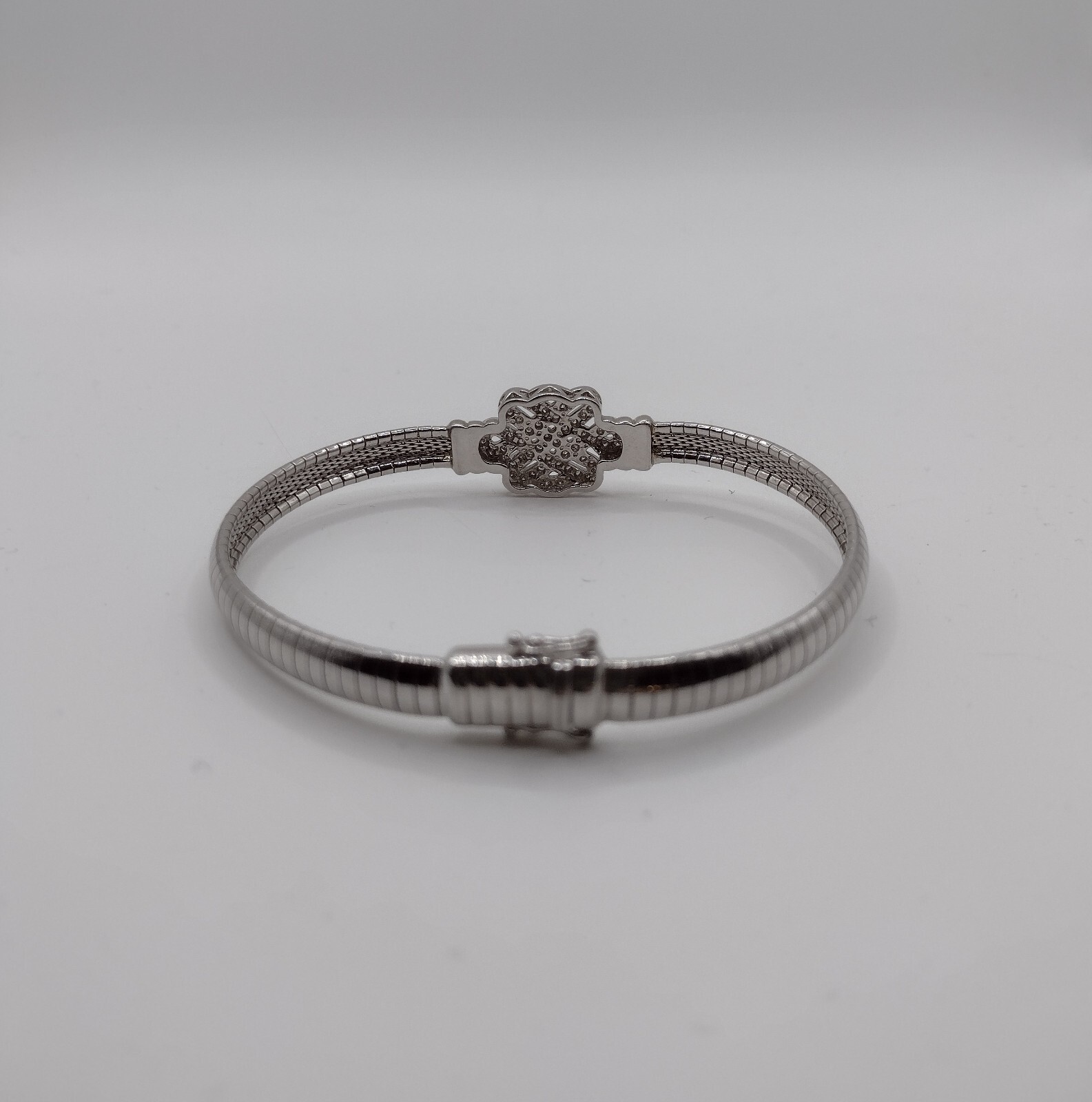 Affinity Diamond Celtic Knot Sterling Silver 8" O… - image 4