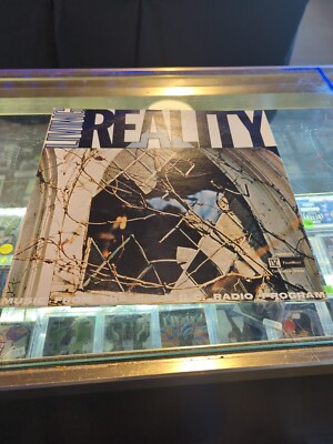 Living Reality Meeting Man At The Point Of His Needs Fm691cs Lp Vg+