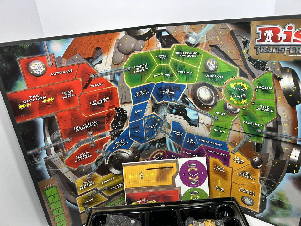 TRANSFORMERS RISK BOARD GAME CYBERTRON BATTLE PARKER BROTHERS NEW SEALED PARTS - Image 4 of 4