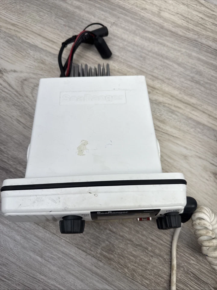 Radio Sumergible Sea Ranger DSC Distress Modelo V60dsc Buen Estado de Funcionamiento Foto 2 de 4