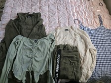 3 Windsor 1 Hollister 1 forever 21  Women Clothing