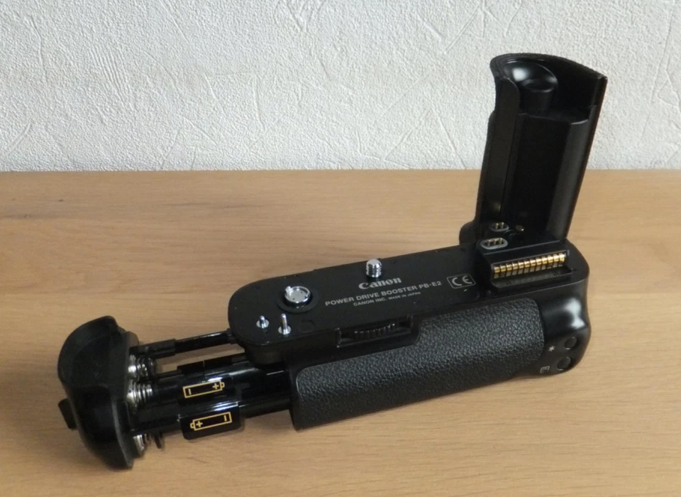 CANON Power Drive Booster PB-E2  pour  CANON EOS 1/ 1N/ 3 - Photo 4/4