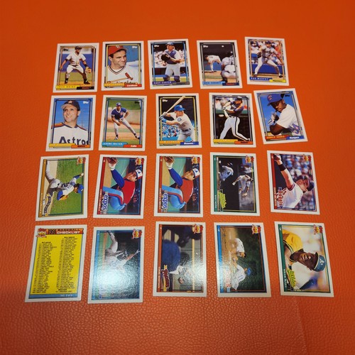 Vintage Topps MLB Pro Baseball Sammelkarten Lot 20 Jahreszeiten 1990 und 1991 - Bild 1 von 16