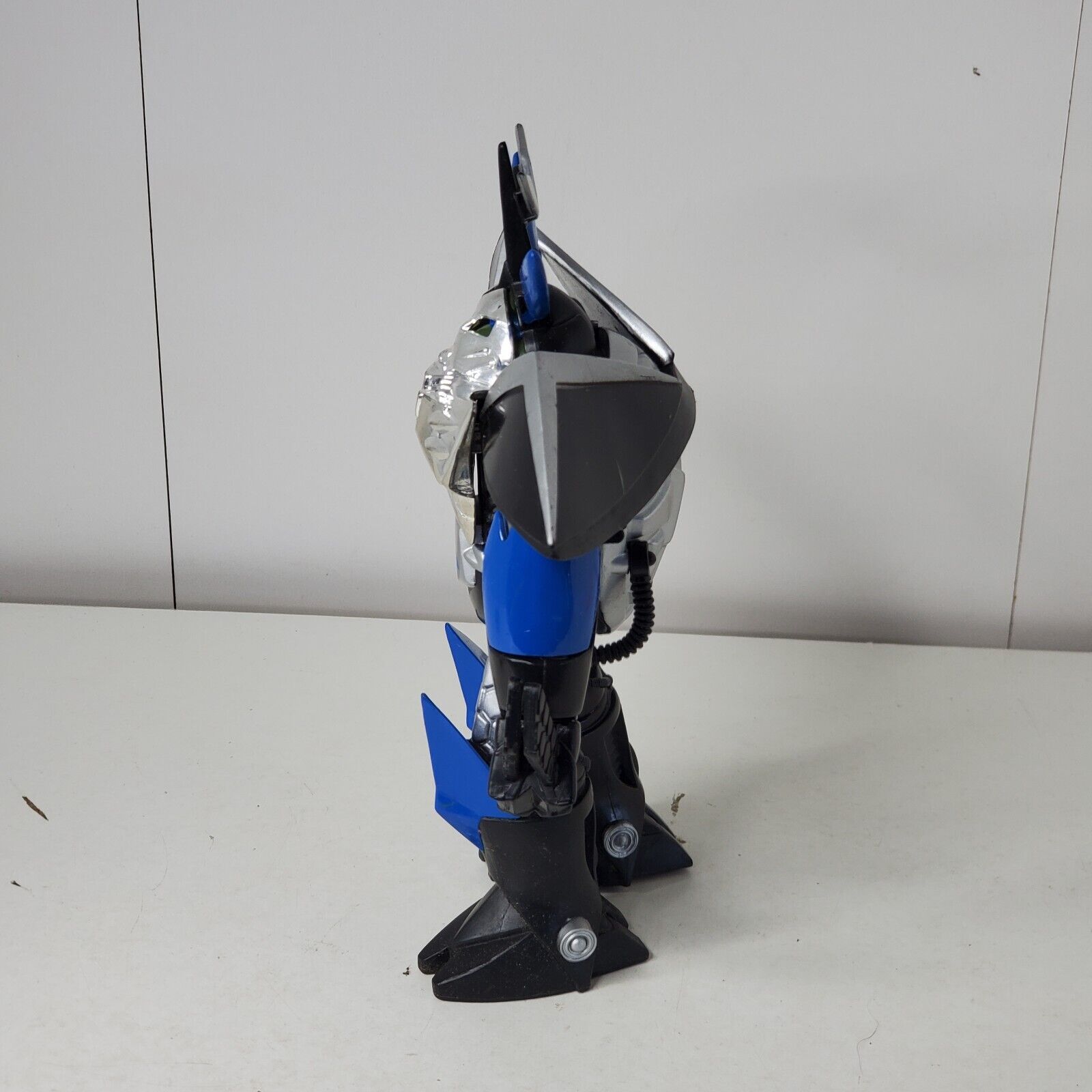 Picture 4 of 16