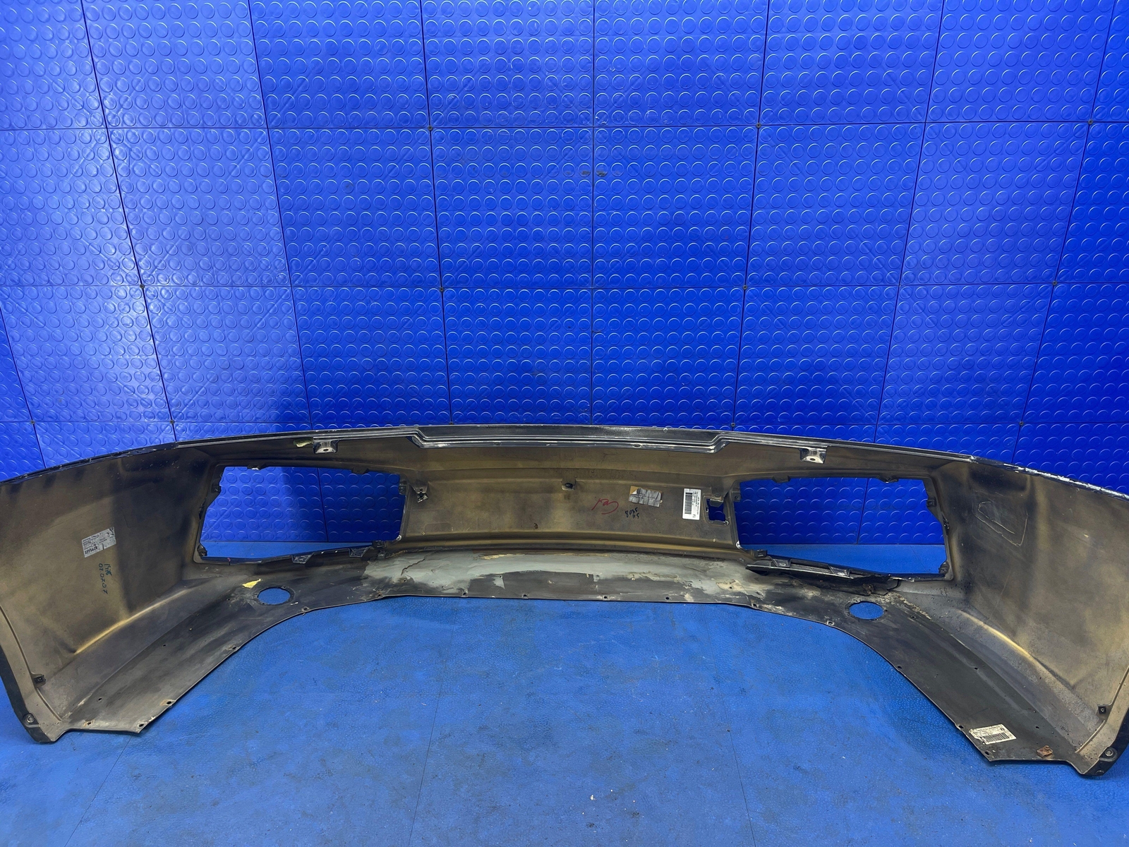 LAMBORGHINI GALLARDO OEM SPYDER FRONT BUMPER COVER NERO NOCTIS (LY9B) *CRACKED*