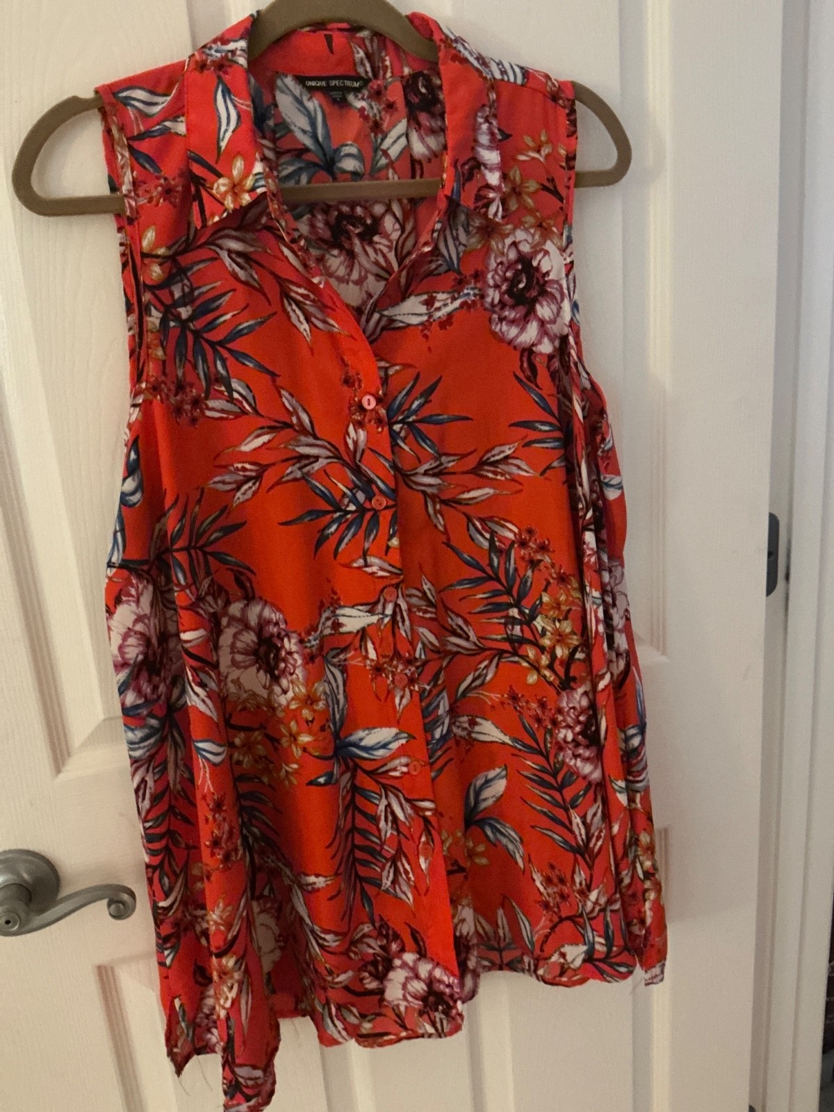 Unique Spectrum LARGE Button down ORANGE Floral T… - image 1
