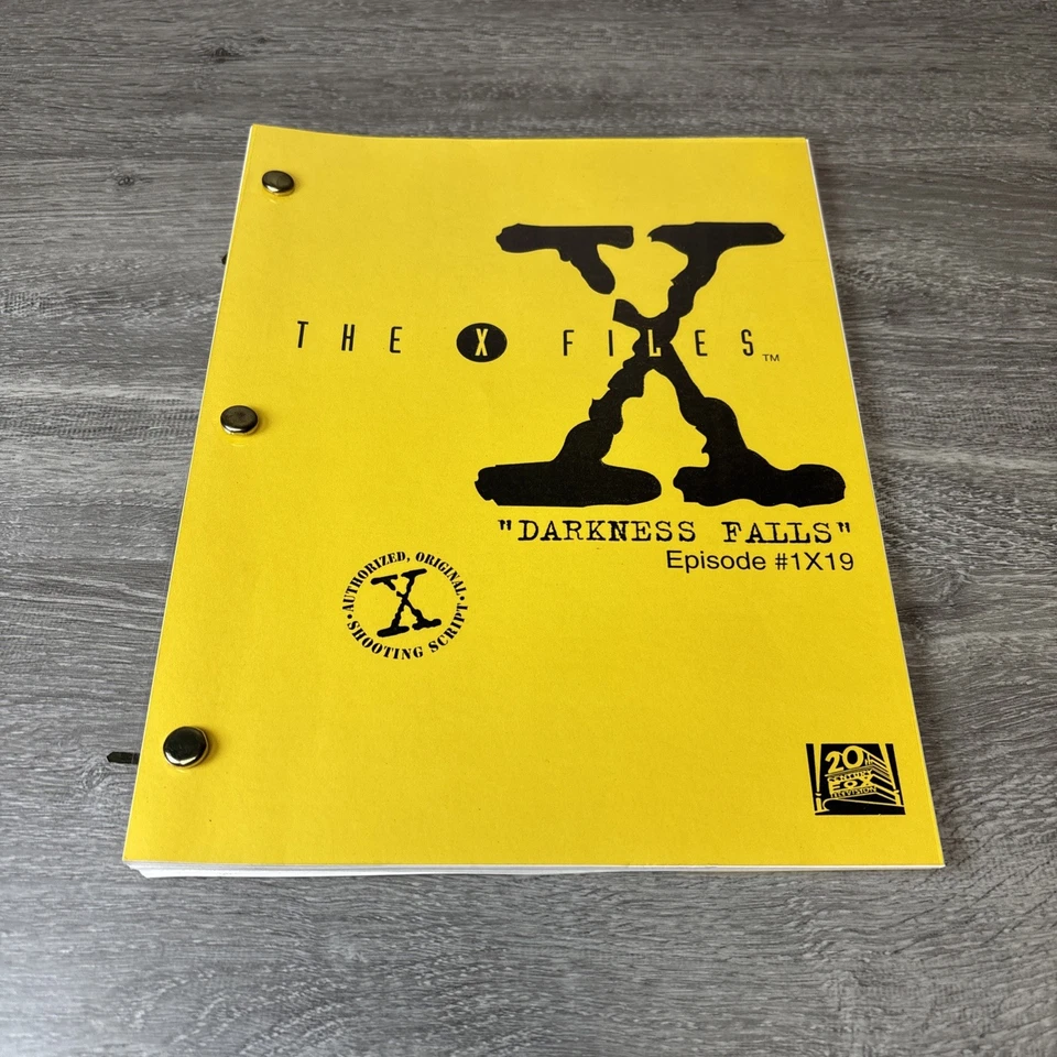 Akte X Original Drehbuch TV Show Darkness Falls 1994 gelb selten - Bild 1 von 4
