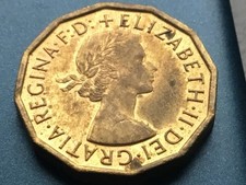 1965 Elizabeth II British  threepenny - Brass  3d