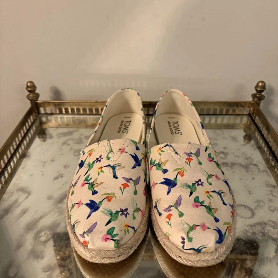 TOMS туфли женщин размер 8 кремовый колибри цветочный Espadrille скольжения на холсте - Изображение 3 из 4