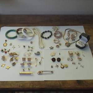 Vintage lot Of Jewelry Mixed Rings Earrings Bracelets CuffLinks Pins and  more