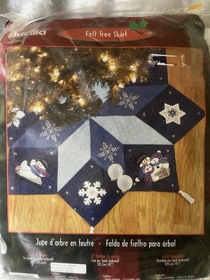 Vintage Bucilla Felt&Sequin Christmas Tree Skirt/Table Topper Kit  Let It Snow .