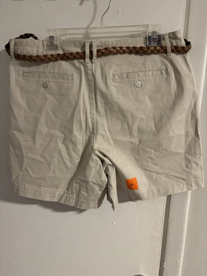 Кремовые шорты Gloria Vanderbilt с желтовато-коричневым плетеным поясом - Изображение 3 из 4