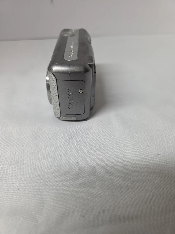 Canon PowerShot A410 3.2MP Digital Camera - Silver Came On - Image 4 of 4