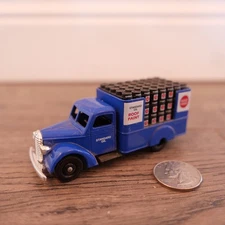 Lledo Chevron #17 Standard Oil Roof Paint Flat Bed Truck Die-Cast Toy England