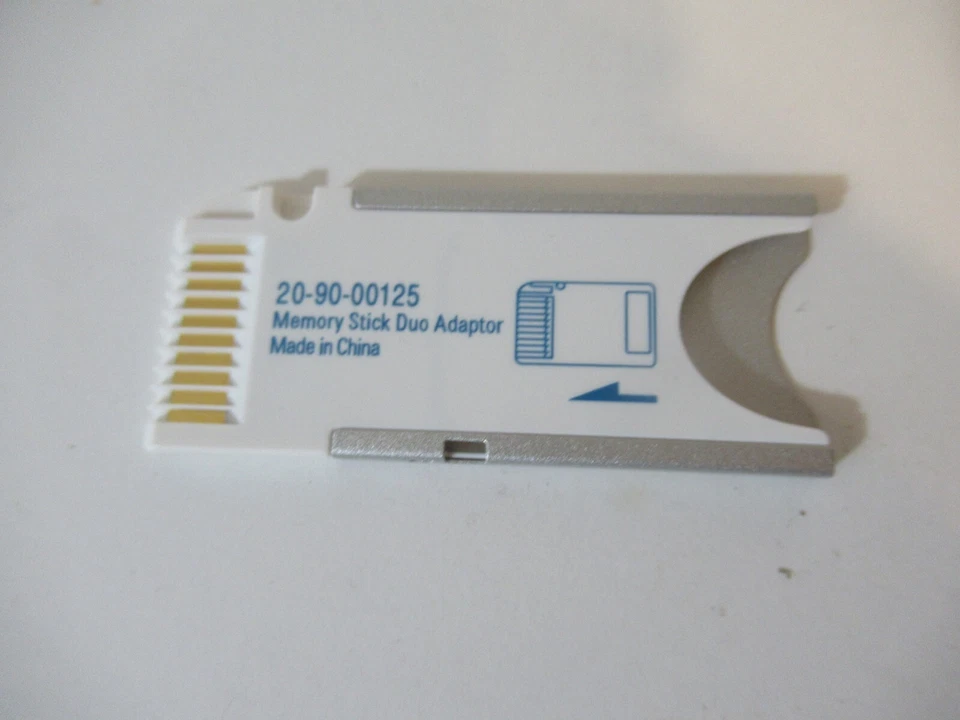 SanDisk Memory Stick Duo Adapter Genuine New Old Stock - Image 4 of 4