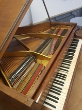 piano a queue crapaud pleyel