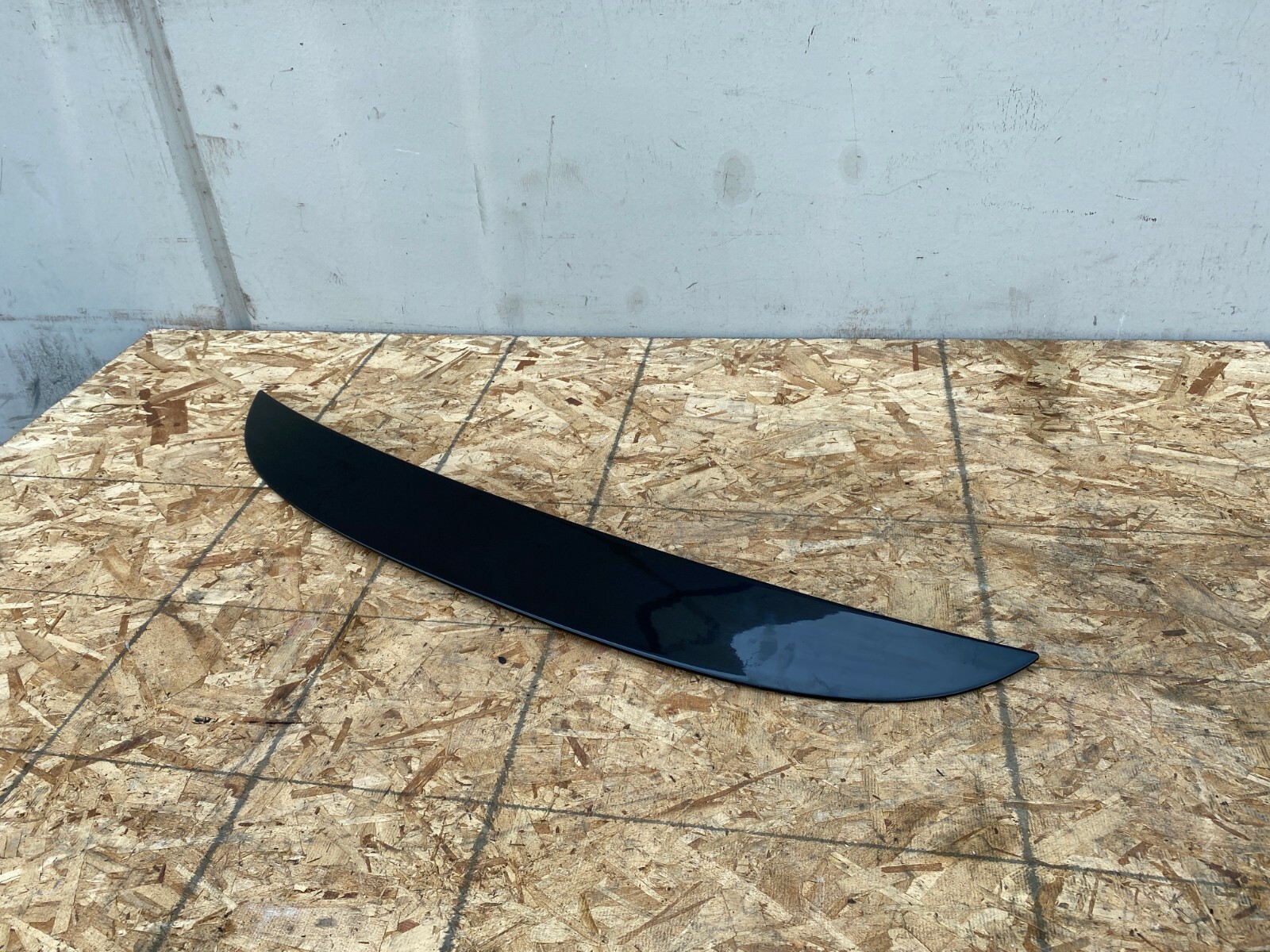 BENTLEY CONTINENTAL GT REAR TRUNK SPOILER WING 3W8827939 OEM (12-15)