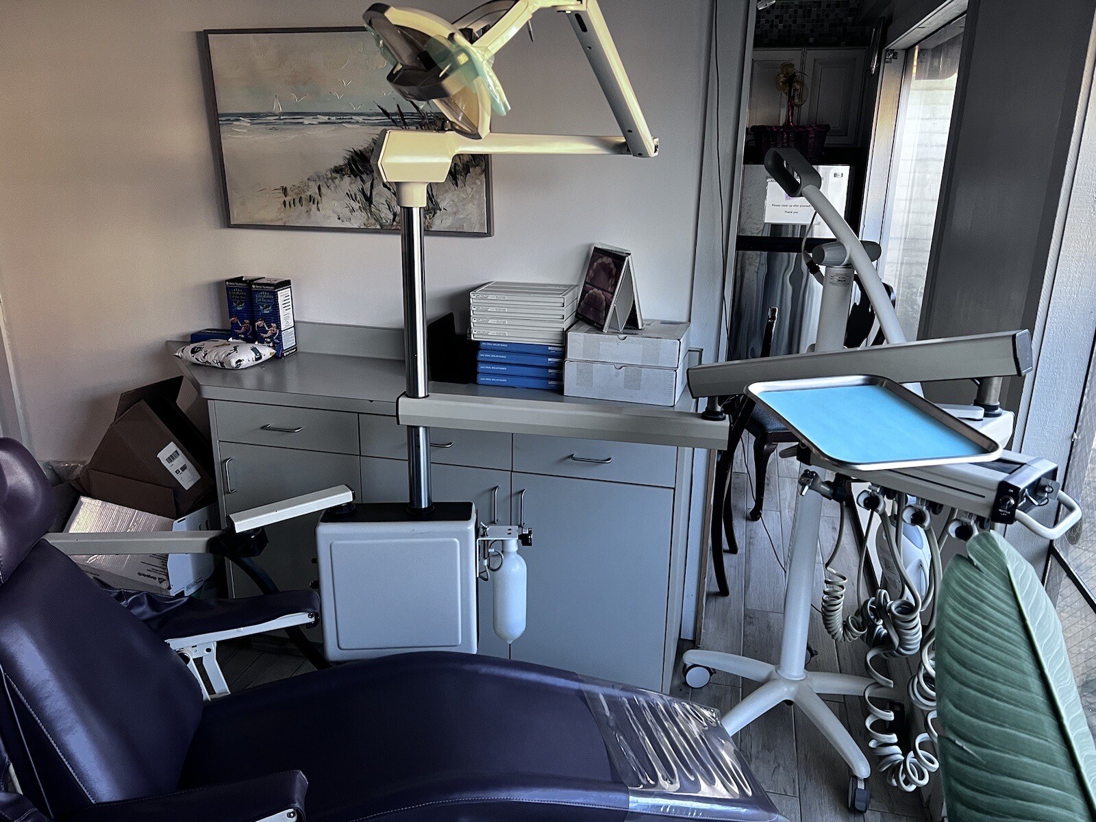 ADEC DENTAL CHAIR, Delivery unit And Light Package eBay