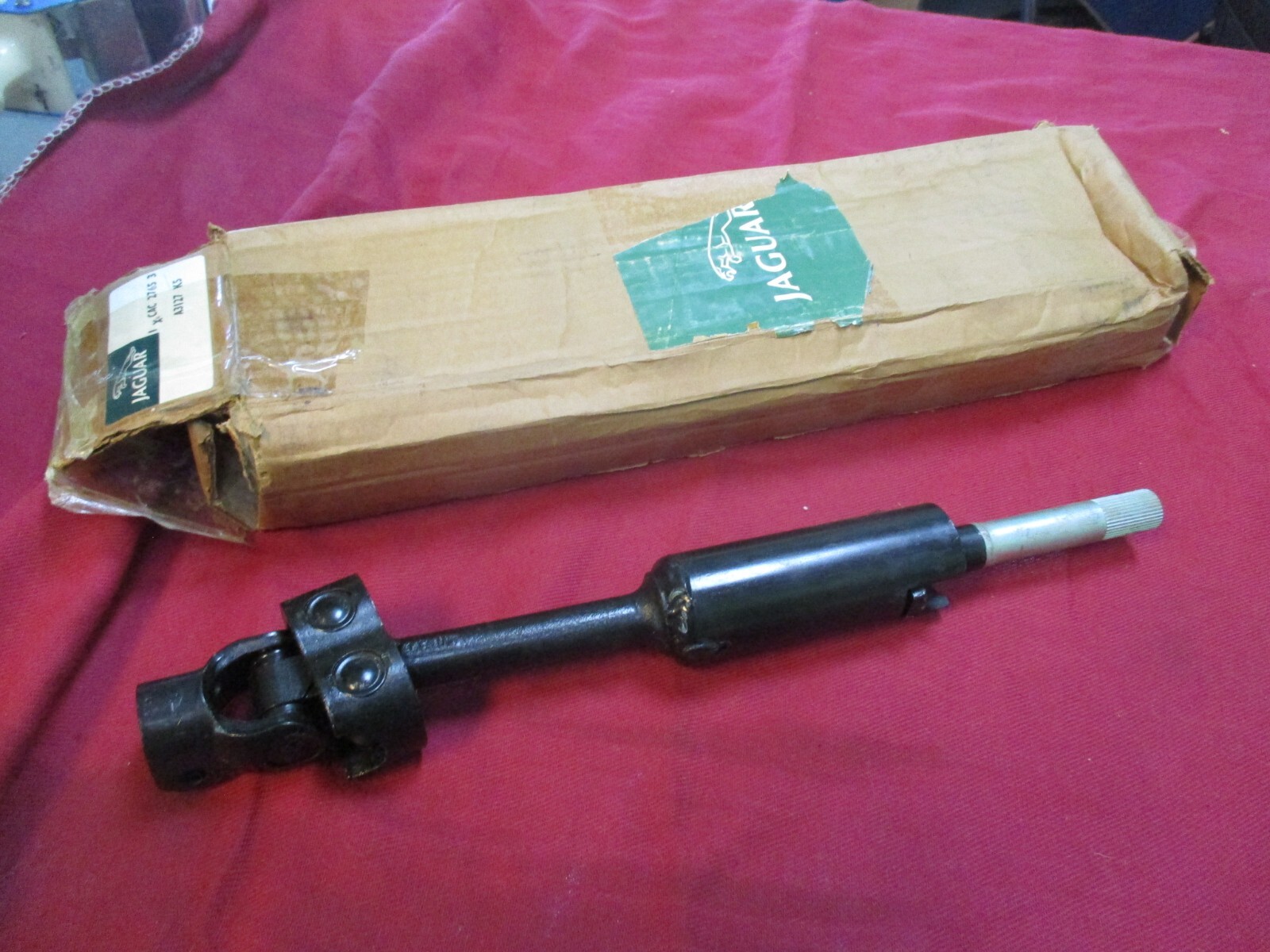 Lower Steering Column Shaft and U Joint - - Jaguar XJS All Xj6 