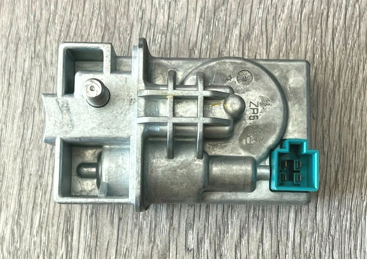 MERCEDES BENZ STEERING LOCK CONTROL UNIT MODULE, PART# 2045455732  