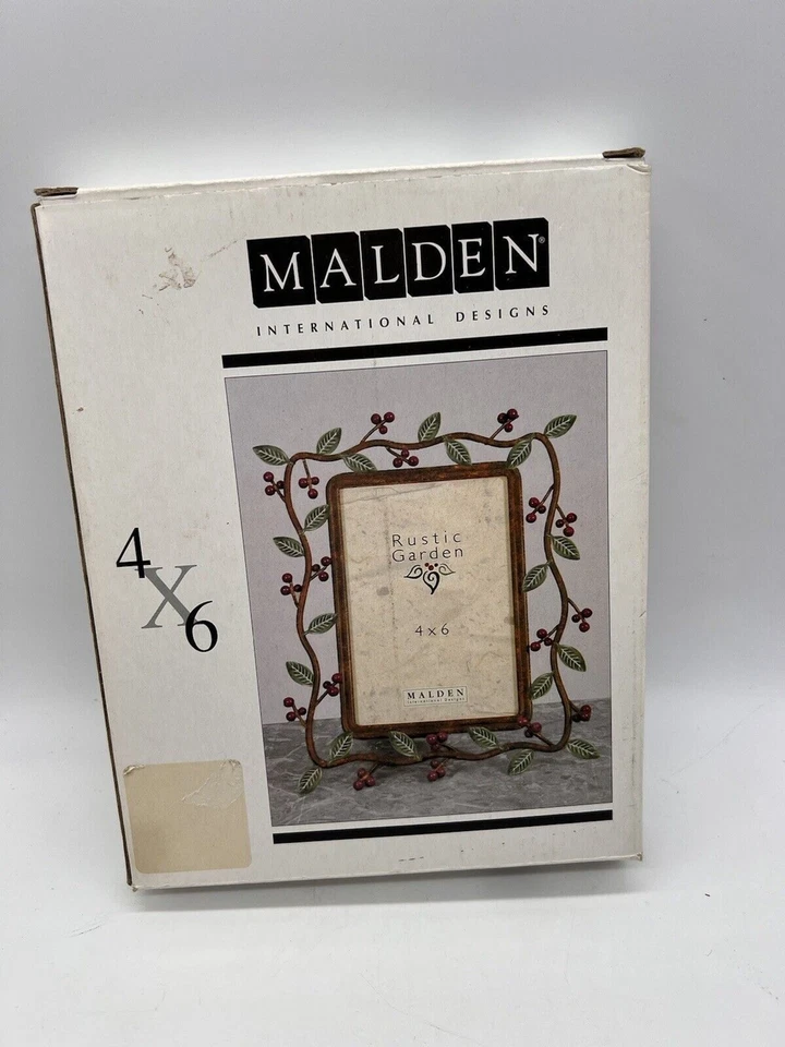 Marco de fotos de metal floral Malden de colección hecho en 2000 4x6 jardín rústico bayas rojas Foto 3 de 4
