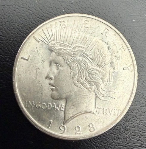 1923 P BRILLIANT UNCIRCULATED PEACE DOLLAR $68 SILVER CONTENT