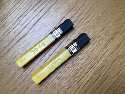 Pentel mechanische BLEISTIFTLEITUNGEN - 0,9 mm - HB
