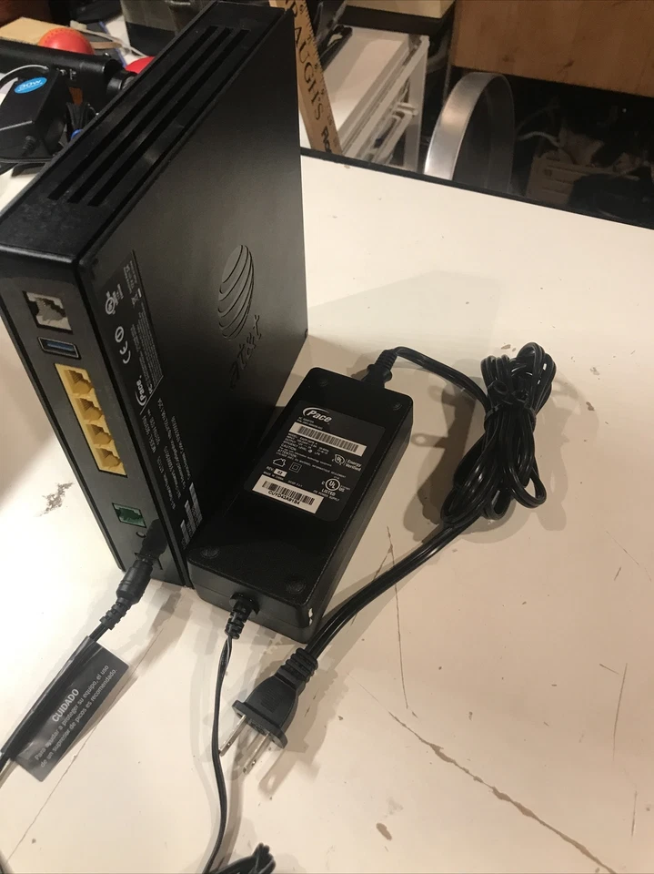 AT&T U-verse Pace 5031NV DSL Gateway Wireless Modem Router - Image 4 of 4