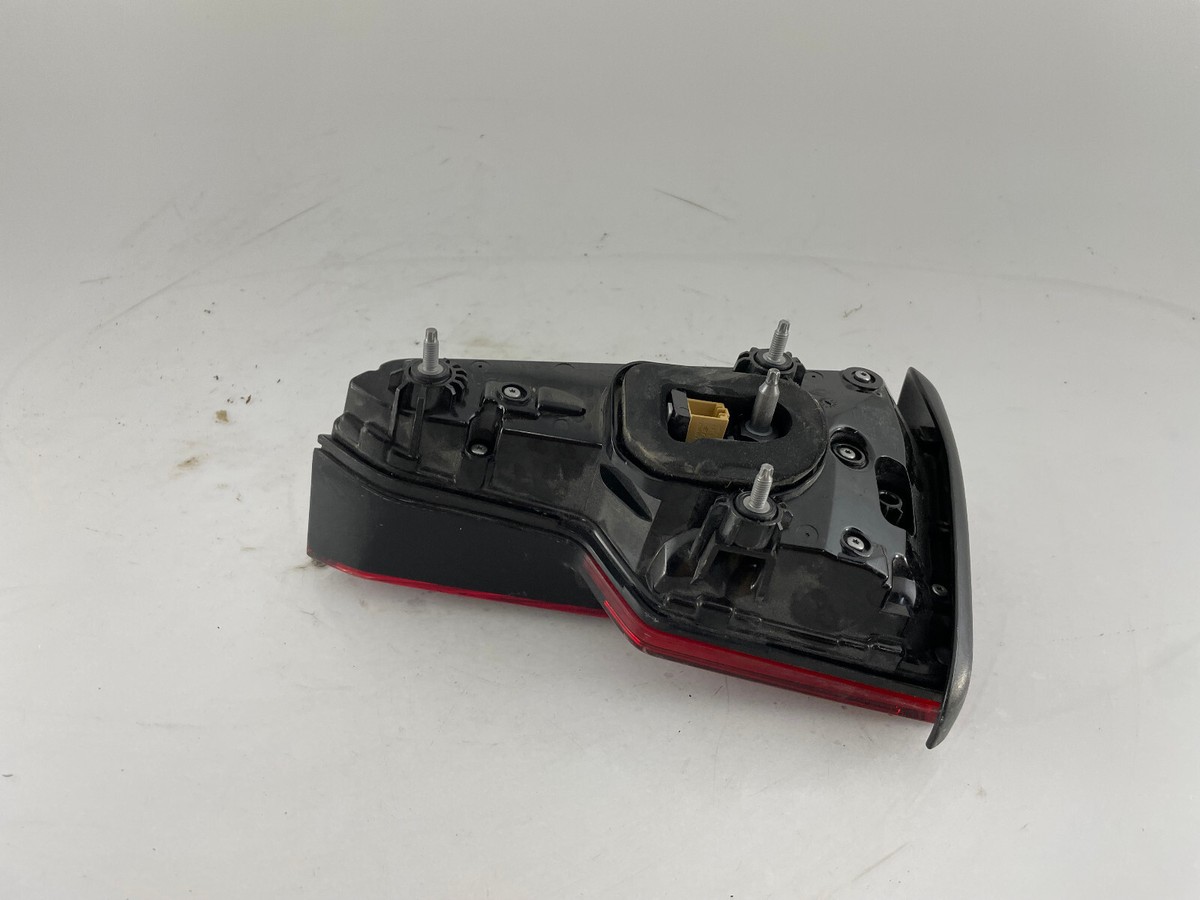 OEM | 2017 - 2019 Audi A4 LED Inner Tail Light (Left/Driver) #8W5