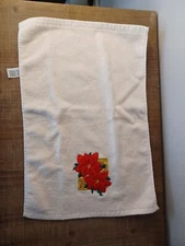 Poinsettia Hand Towel Better Home Plastics Corp Cotton 11x16"