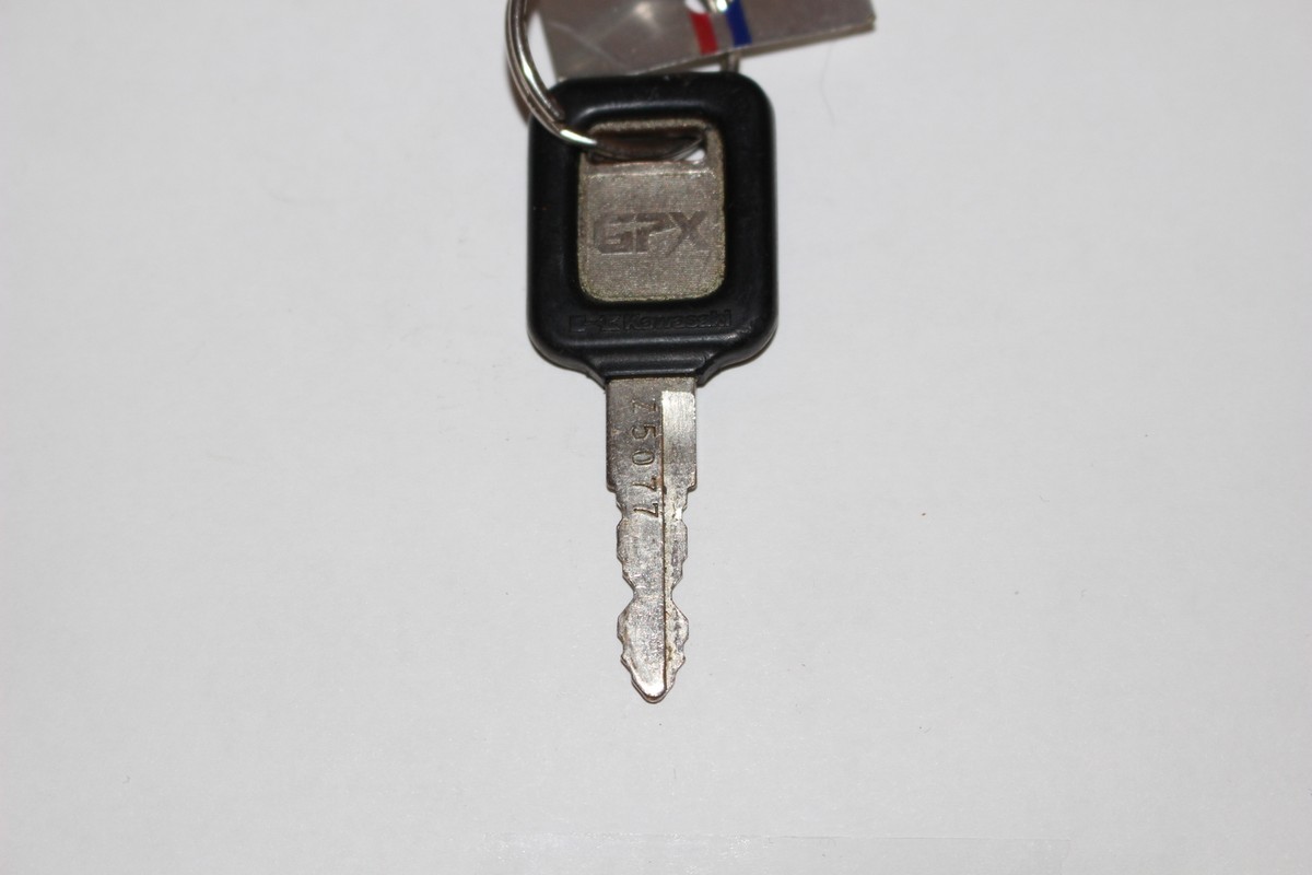 KAWASAKI KEY #Z5077 (KKEY22) | eBay
