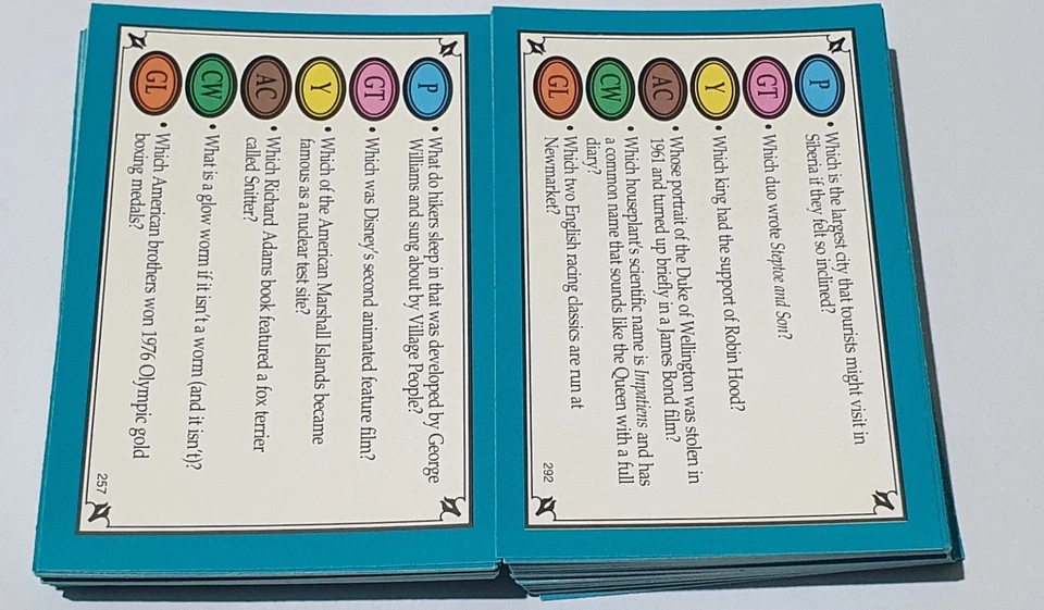 200 CARDS TRIVIAL PURSUIT  FAMILY 1992 OLDER PLAYERS  1200 QUESTIONS AND ANSWERS - Image 1 of 1