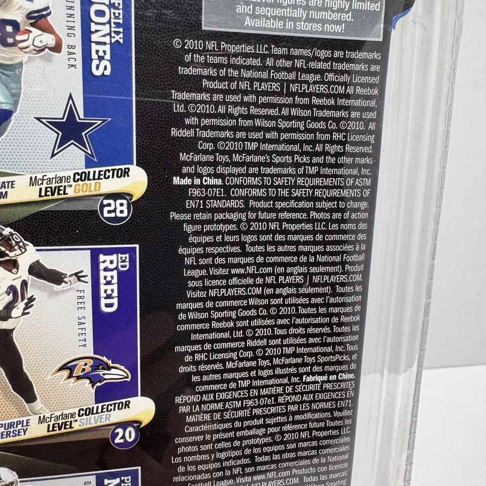 NFL 24 FELIX JONES MCFARLANE ORO COLECCIONISTA NIVEL PERSECUCIÓN VARIANTE/500 VAQUEROS Foto 4 de 4
