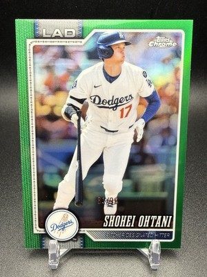 2026 Topps Chrome Shohei Ohtani True Green Refractor /99 #1