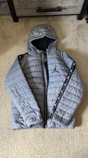 Jordan puffer jacket size xl in kids. Excellent condition